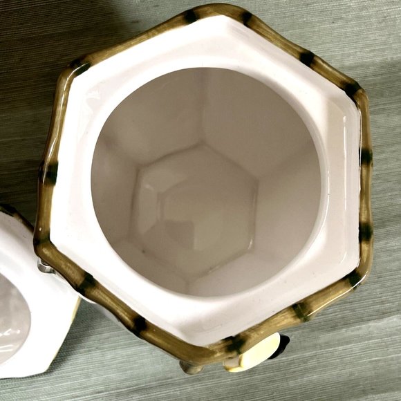 World Bazar Bamboo Pattern Cookie Jar w. Lid 3D Bee Large 9" x 9"- New Vintage - Picture 11 of 16